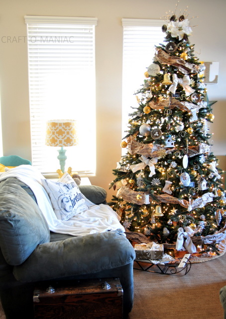 rustic-gold-and-silver-christmas-tree