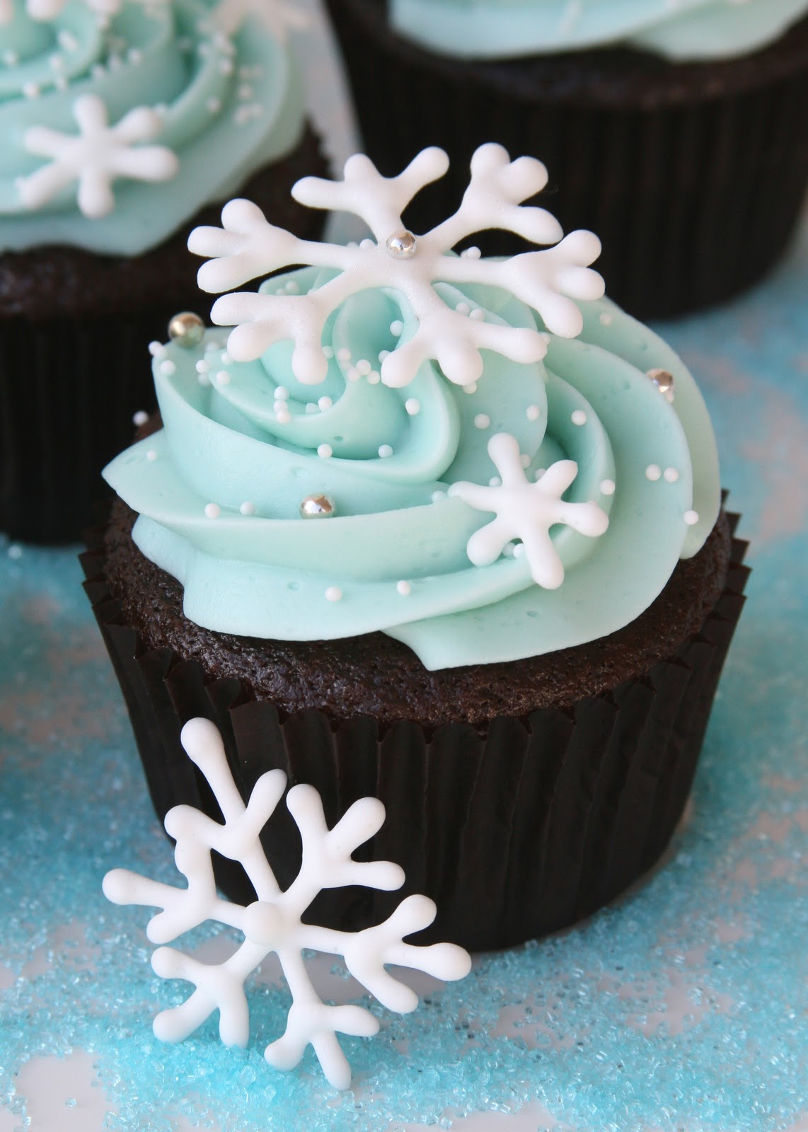 snowflake-cupcakes