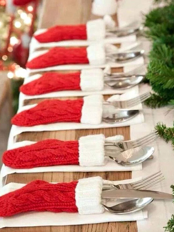 stocking-place-settings