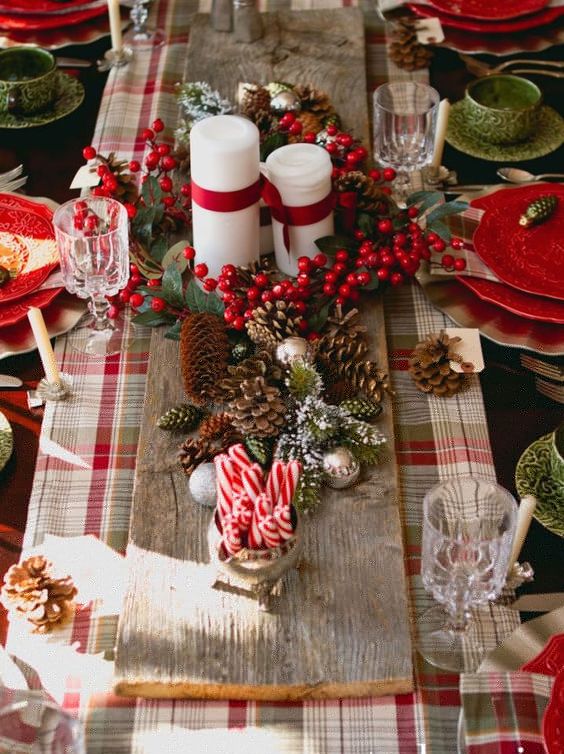 traditional-holiday-table