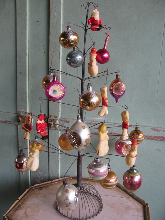 vintage-christmas-tree-ornaments