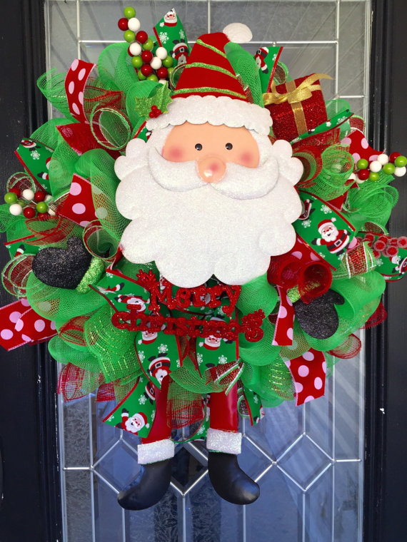 whimsical-christmas-door-wreath