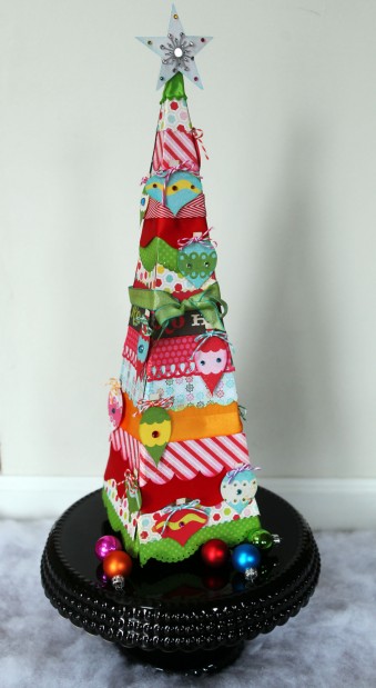 whimsical-paper-christmas-tree