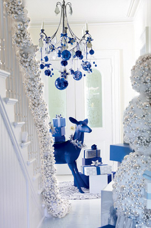 white-and-blue-christmas