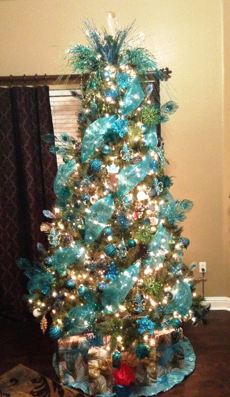 christmas-tree-decorating-ideas-with-mesh-ideas