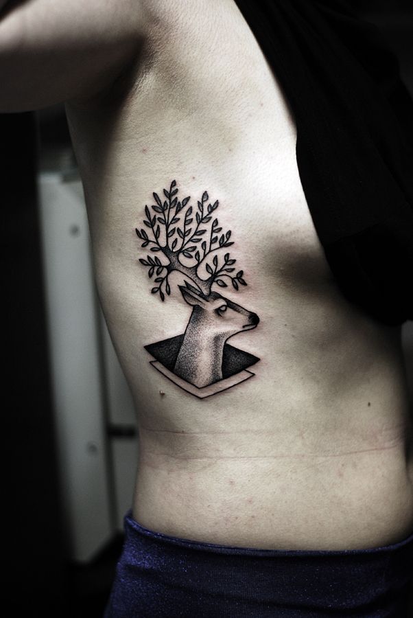 abstract-deer-tattoo