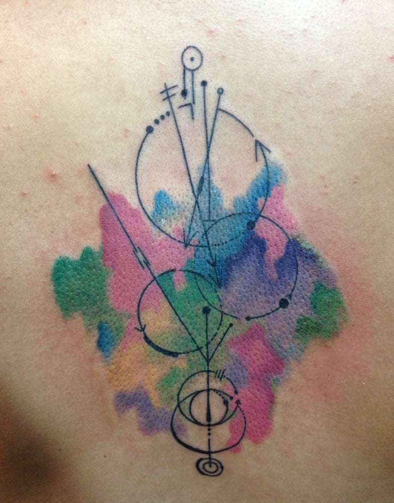 abstract-geometric-line-tattoo