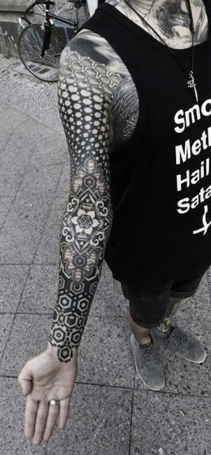 amazing-geometric-tattoo-sleeves