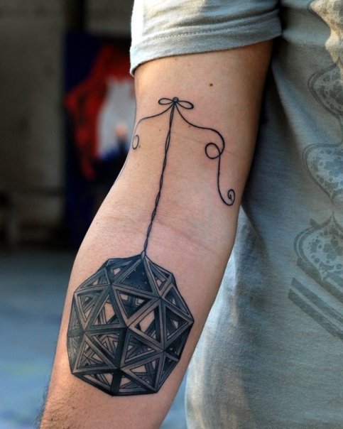 arm-tattoos-geometric-shapes