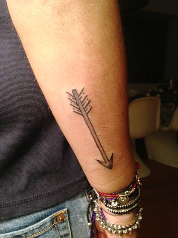 arrow-tattoo-arm-men