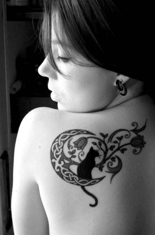 black-cat-and-moon-tattoo
