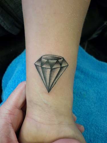 black-diamond-tattoo