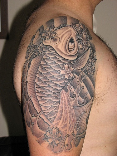 black-and-white-koi-fish-tatto