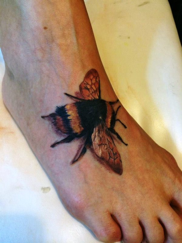 bumblebee-foot-tattoo