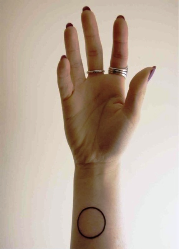circle-tattoo-on-wrist