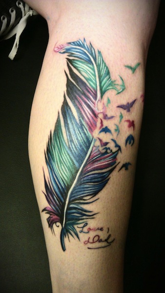 colorful-feather-with-birds-tattoo