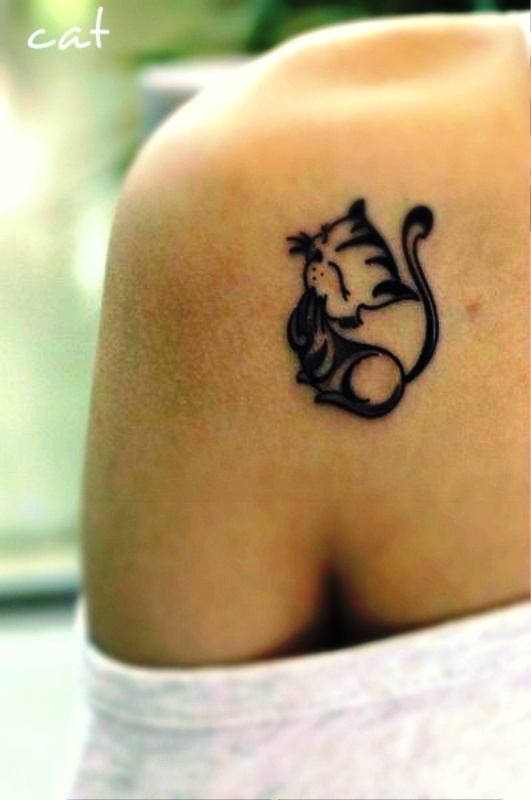 cute-cat-tattoo-idea