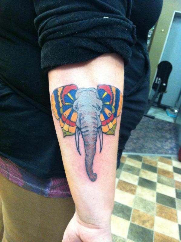 cute-elephant-tattoo-design