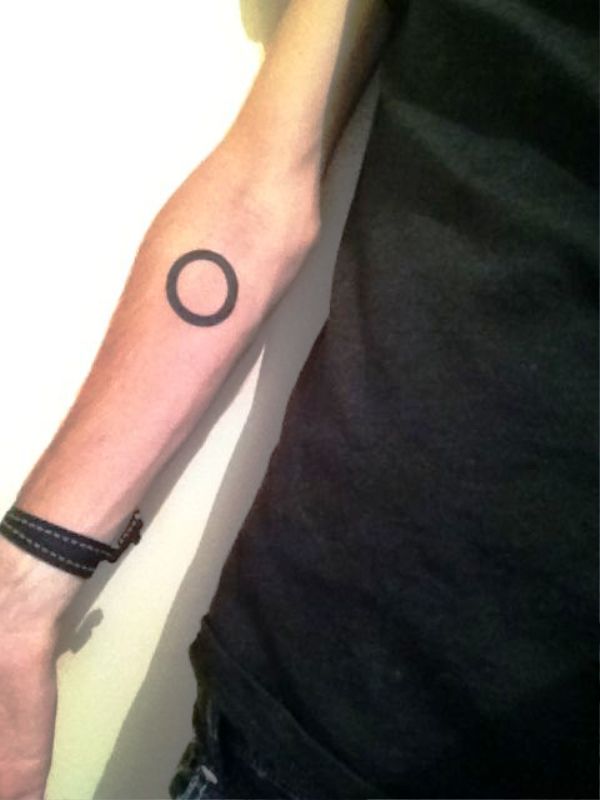 forearm-simple-geometric-tattoo