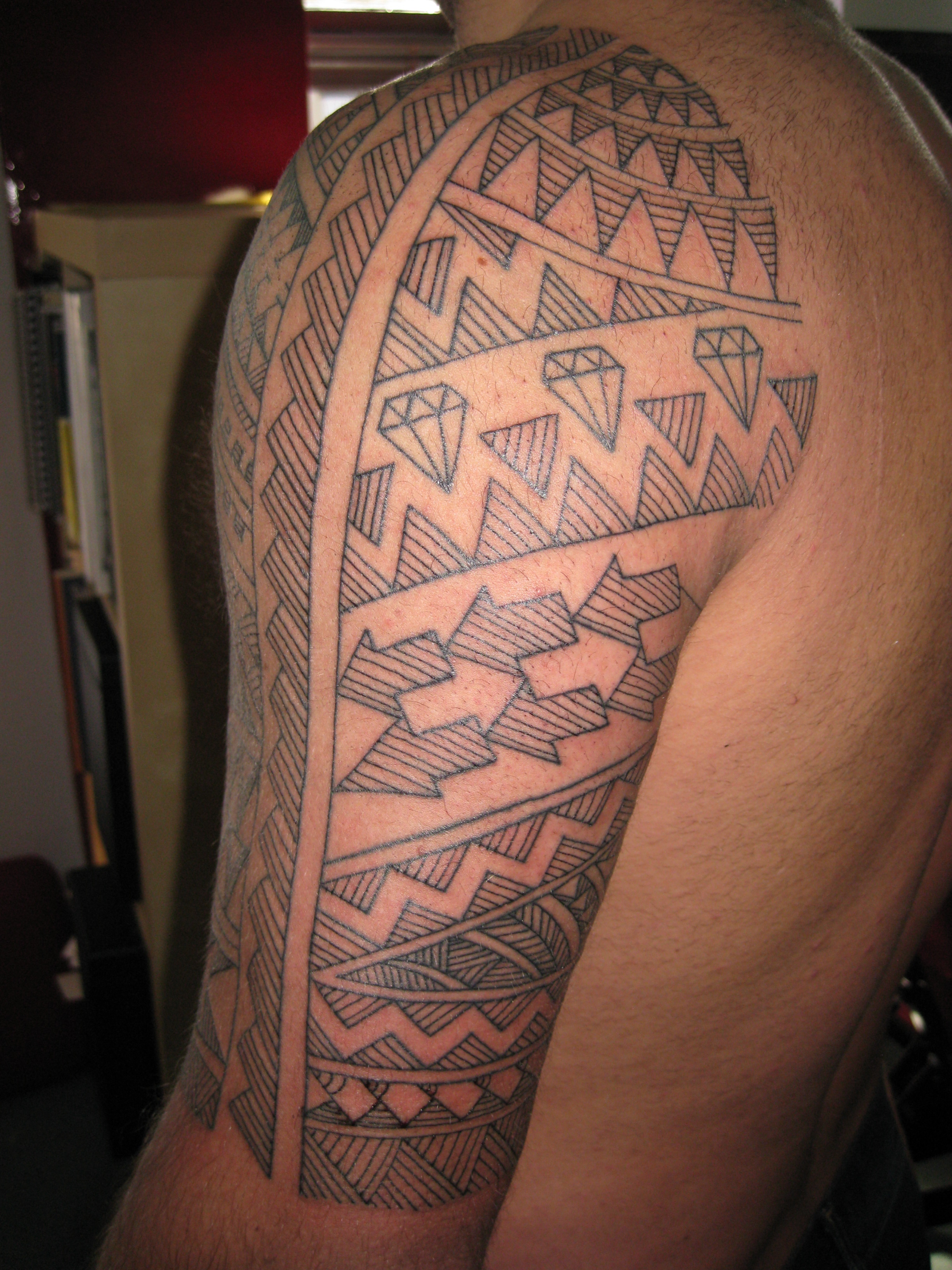 geometric-arrow-tattoo-designs