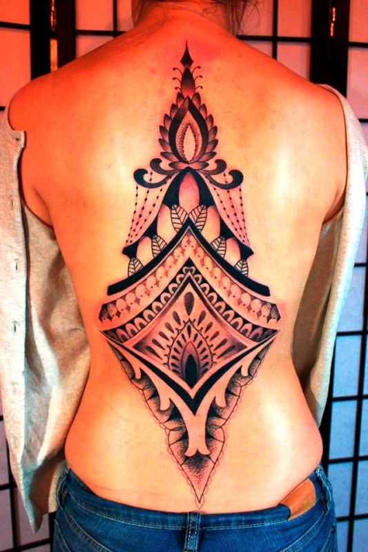 geometric-back-tattoo
