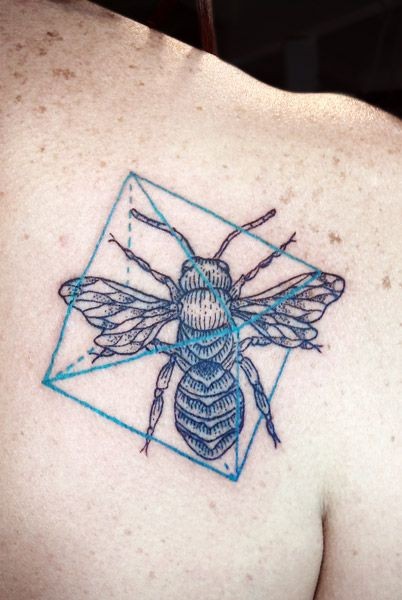 geometric-bee-tattoo