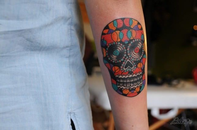 geometric-colorful-skull-tattoo