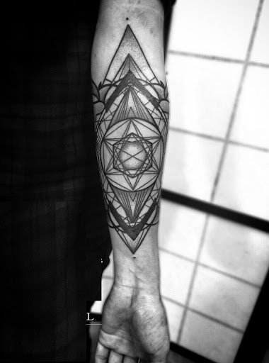 geometric-design-tattoo-for-men-arm