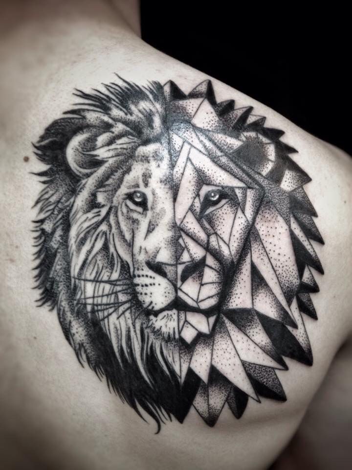geometric-lion-head-tattoo-ideas