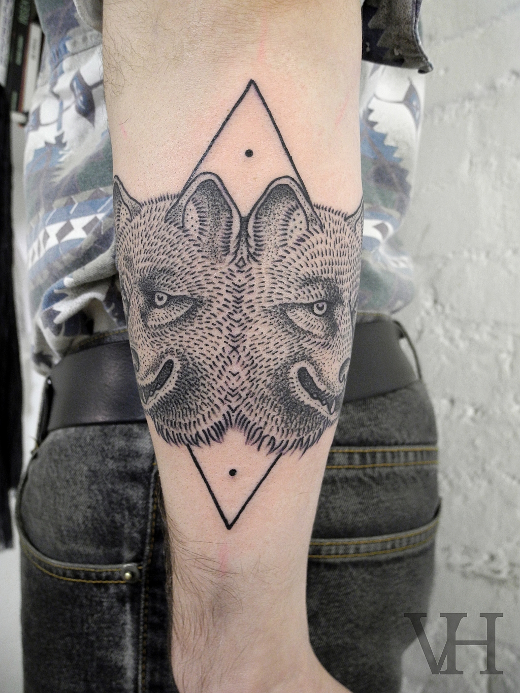geometric-lion-tattoos