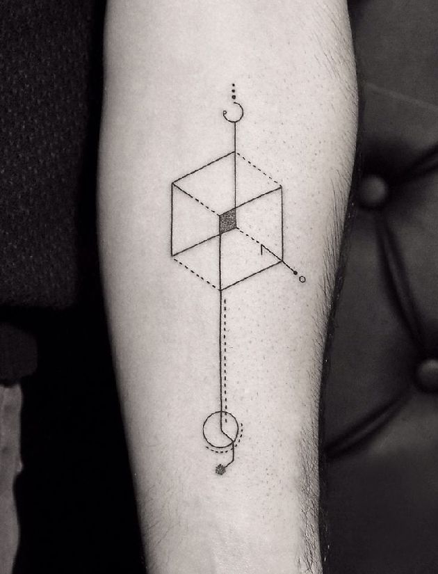 geometric-minimal-tattoo