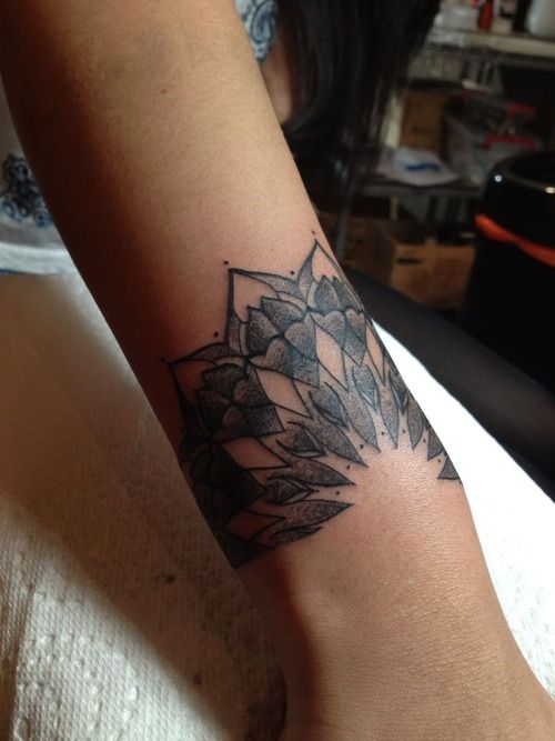 geometric-minimal-tattoos