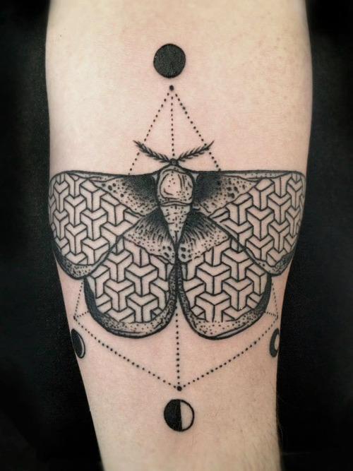 geometric-moth-tattoos