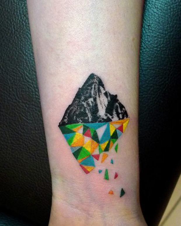 geometric-mountain-tattoo