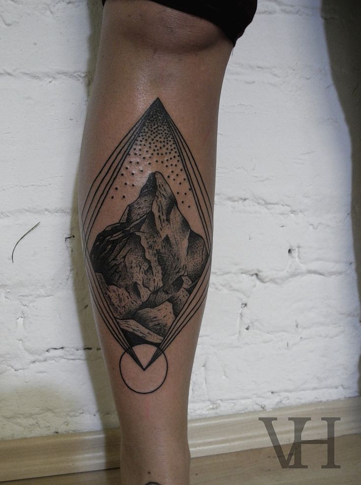 geometric-mountain-tattoos