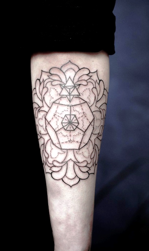 geometric-outline-tattoo-tumblr