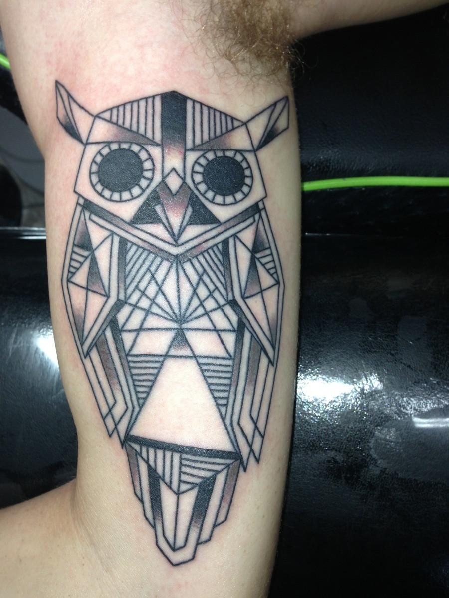 geometric-owl-tattoos