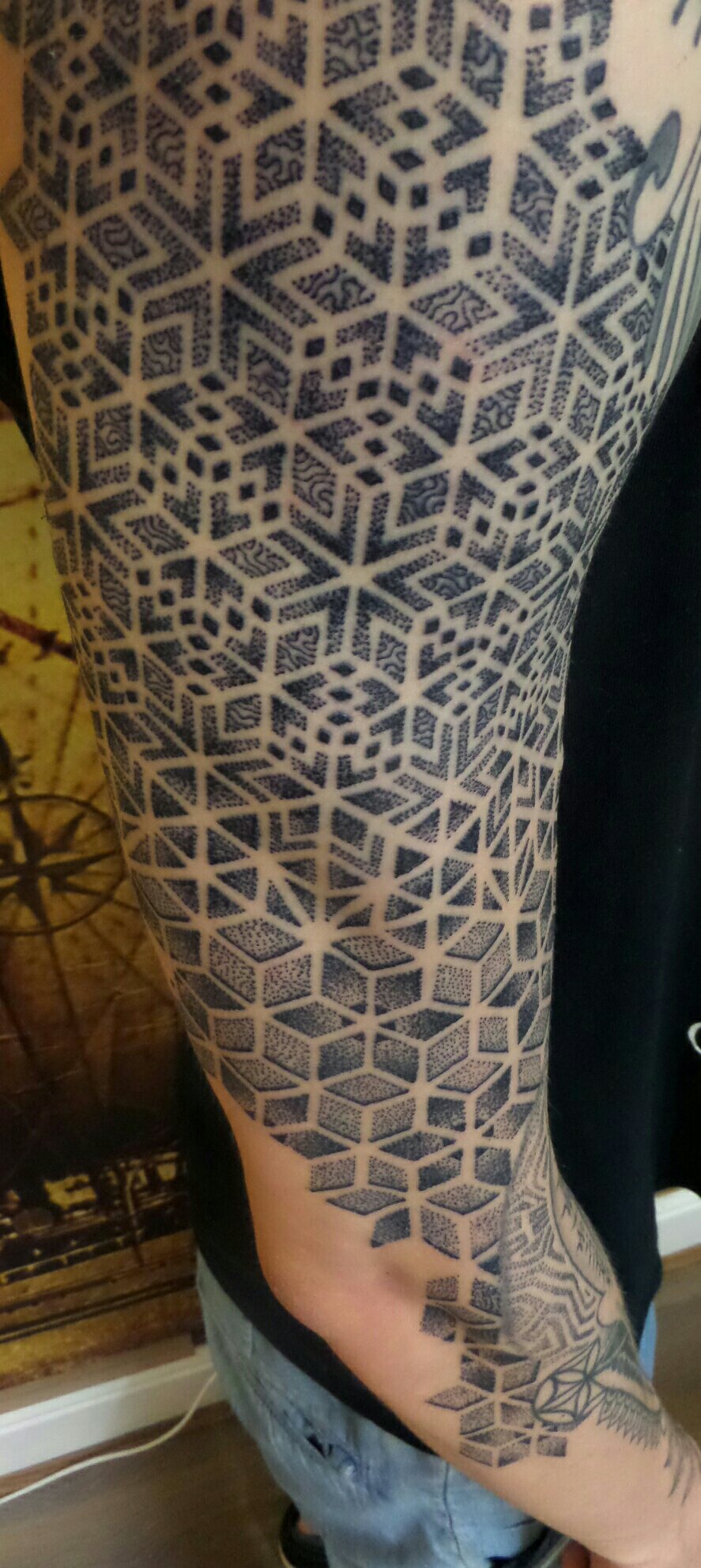 geometric-pattern-tattoo
