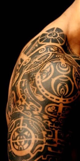 geometric-shoulder-tattoo-designs