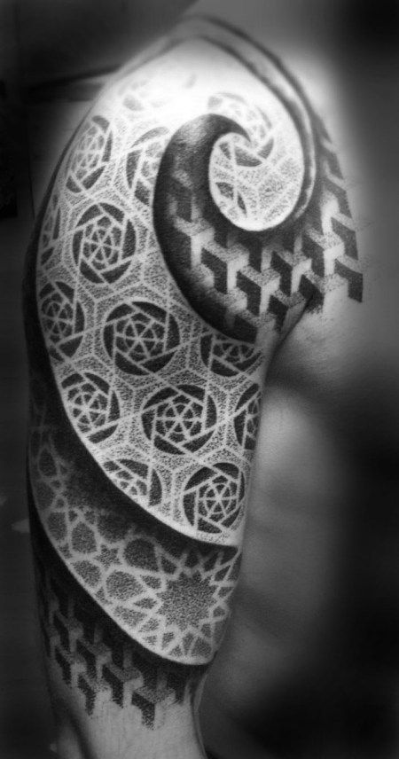 geometric-shoulder-tattoo-fine-idea