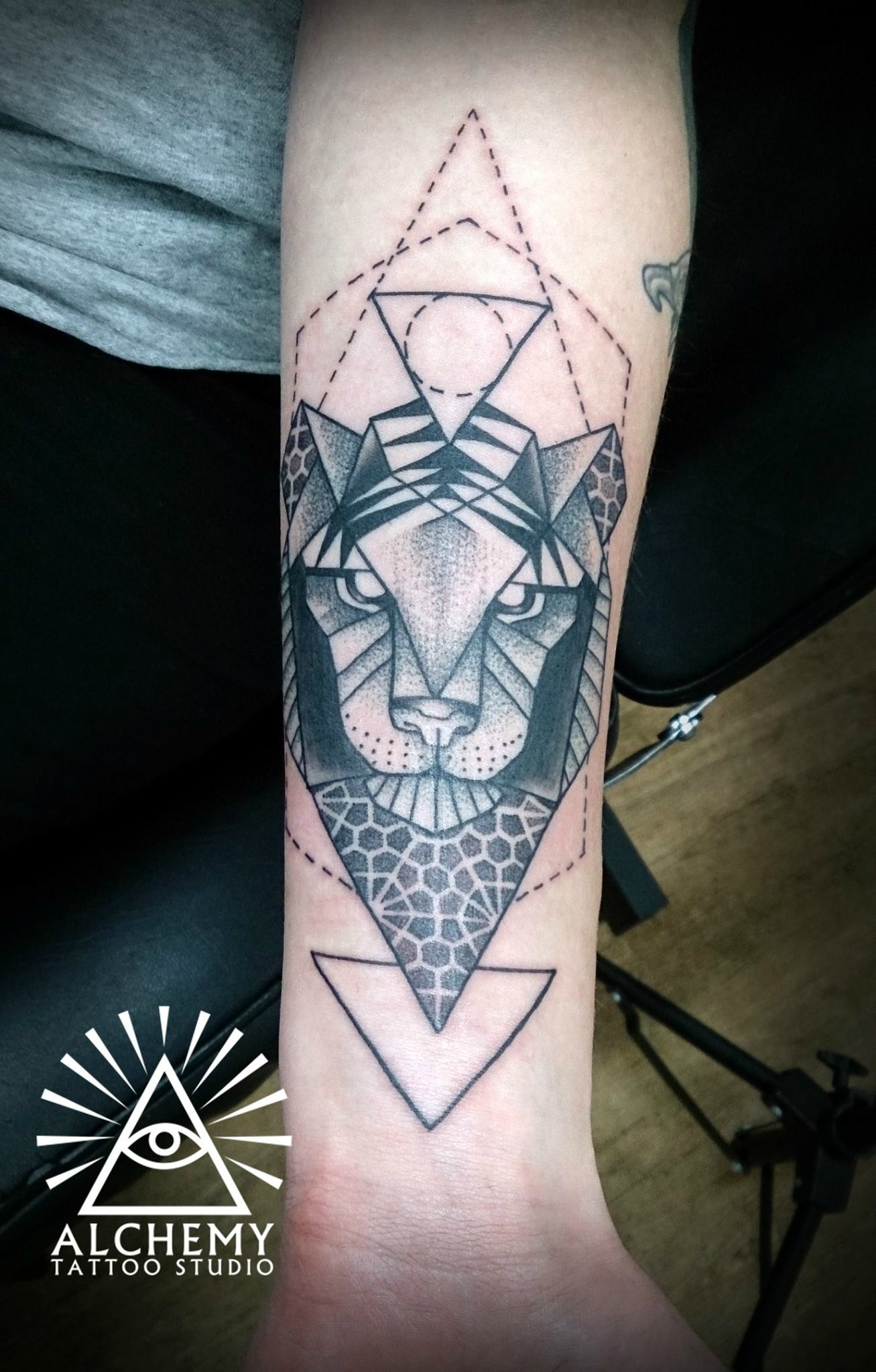 geometric-tiger-tattoo-design