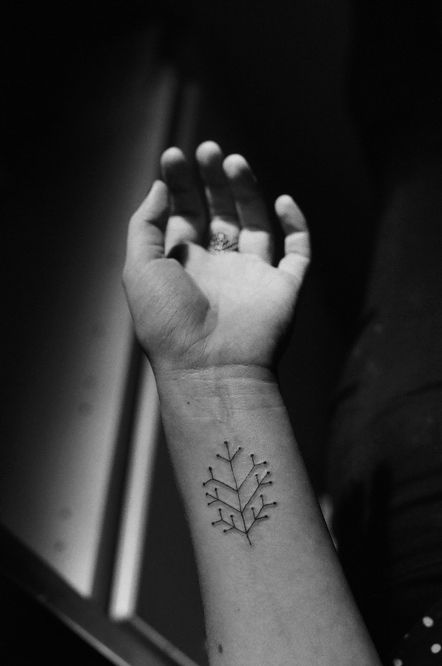 geometric-tree-tattoo-design-ideas