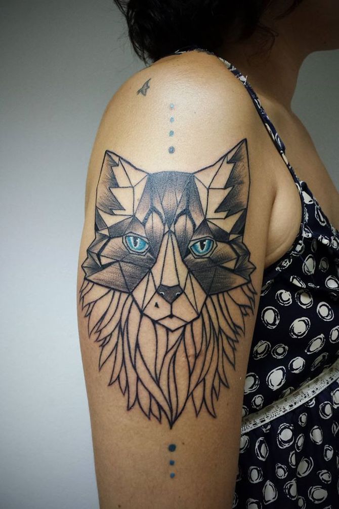 geometric-wolf-tattoo-design-new