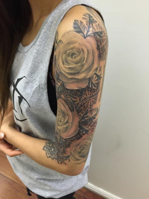 mandala-sleeve-tattoo-roses