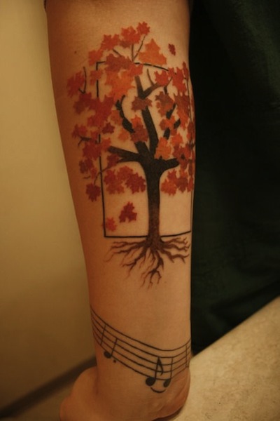 maple-tree-with-falling-leaves-tattoo