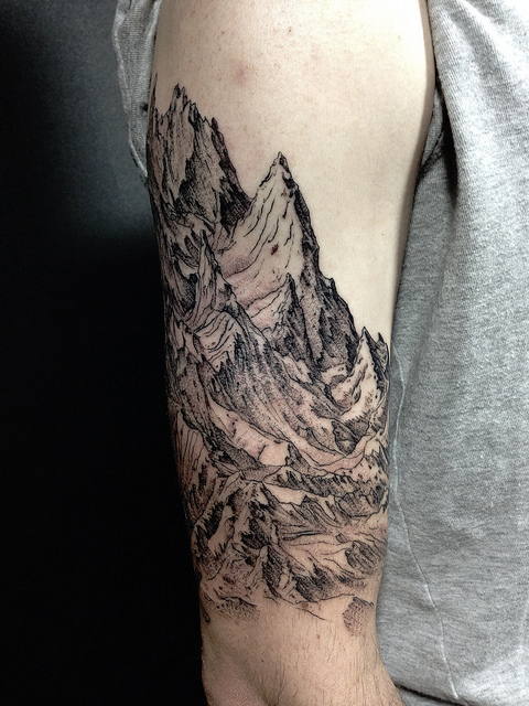 mountain-landscape-tattoo