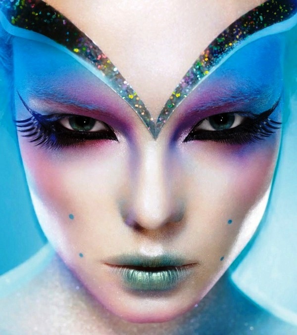 25 Beautiful Halloween Makeup Ideas to Look Fabulous - Flawssy