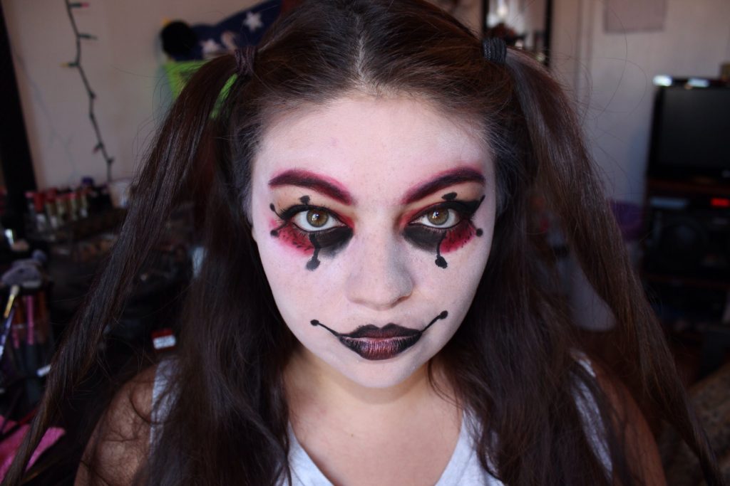 25 Harley Quinn Halloween Makeup Ideas - Flawssy