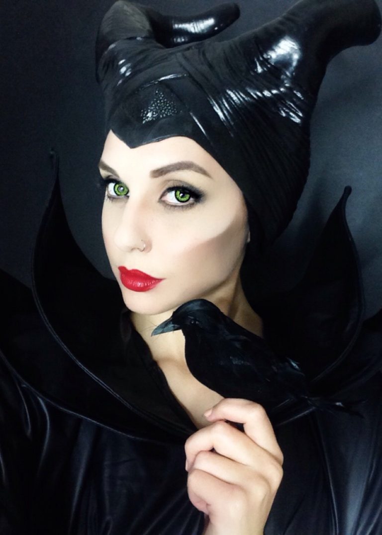 25 Maleficent Halloween Makeup Ideas - Flawssy