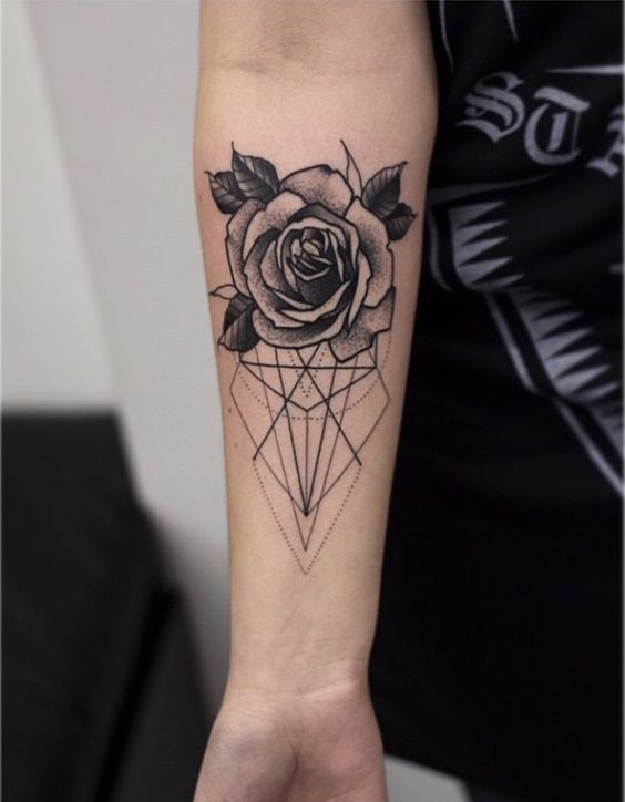 geometric-flower-tattoo - Flawssy